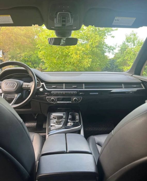 Audi Q7 2018 року