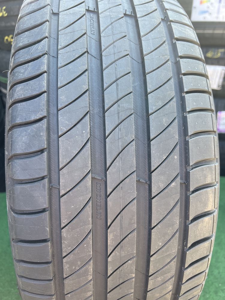 *Opona Michelin 215/50/17 pojedynka nowa