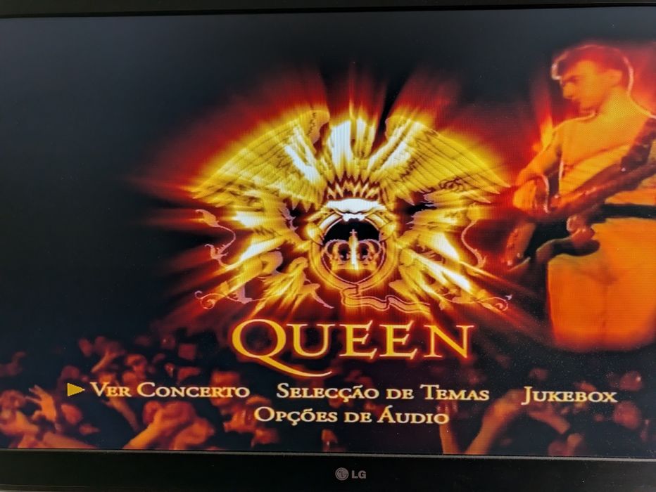 Duplo DVD " Queen On Fire - Live At the Bowl " 1982 (Como Novo)
