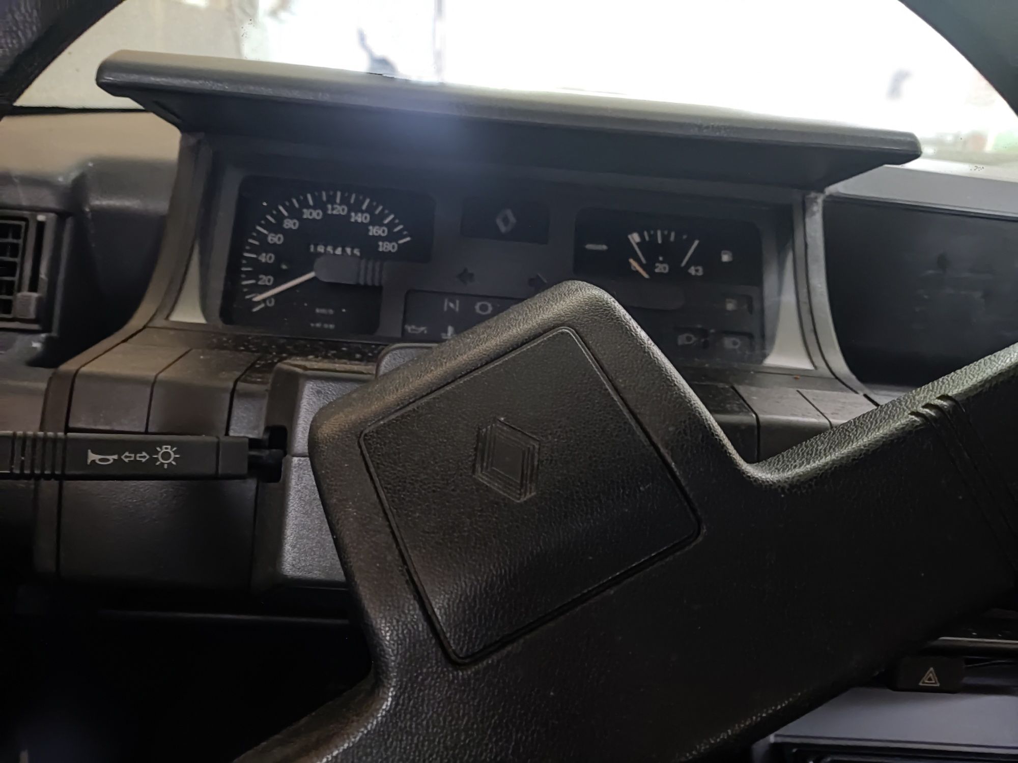 ##Renault 5. ##.