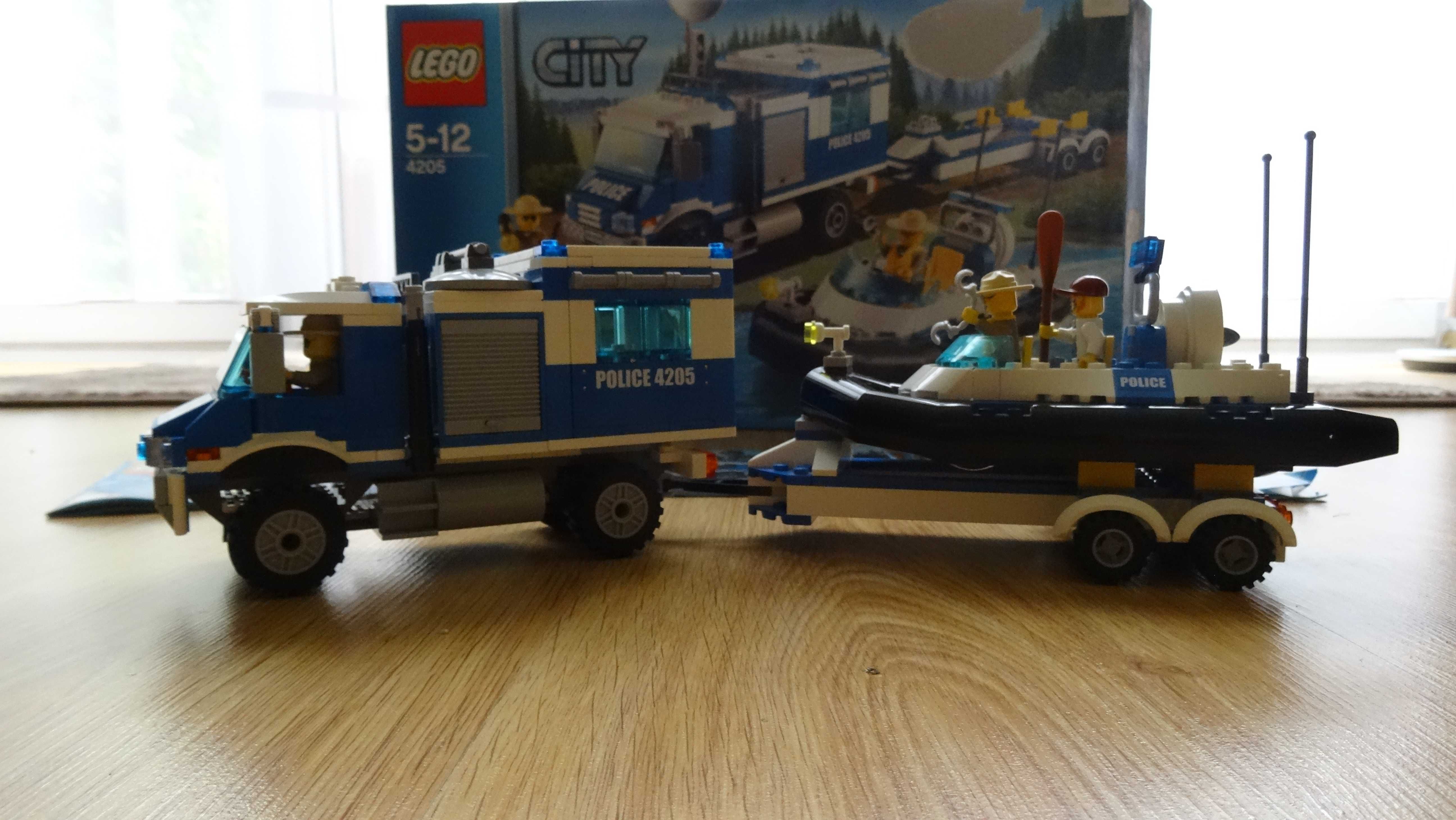 Lego City 4205 Terenowe centrum dowodzenia