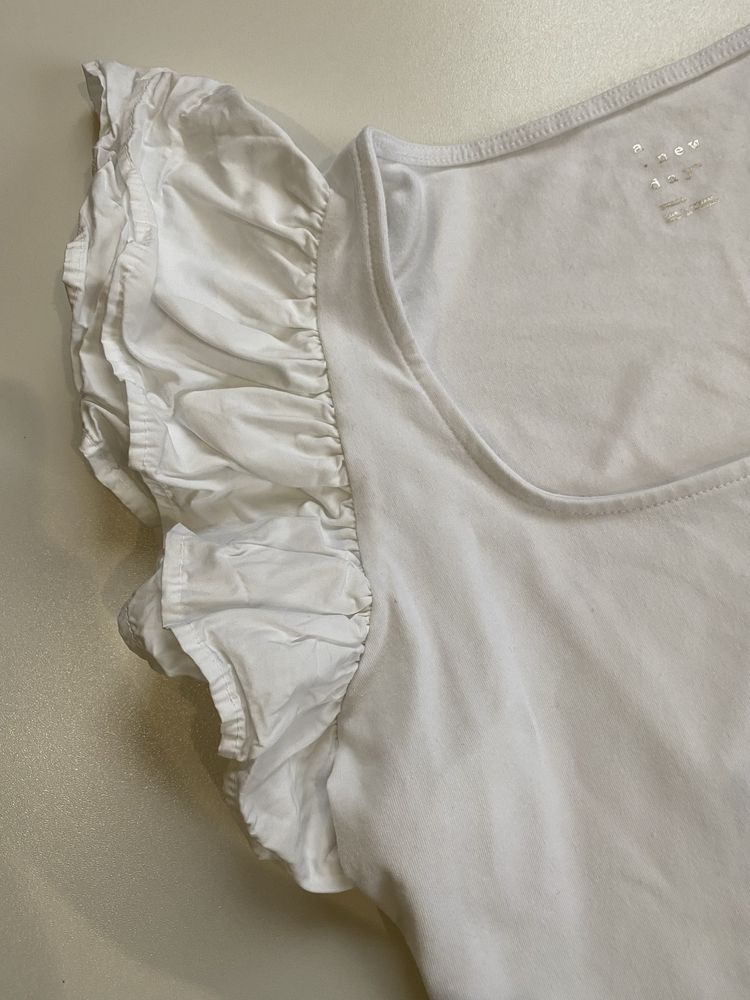 Стильна блуза білого кольору з рукавами (розмір S)