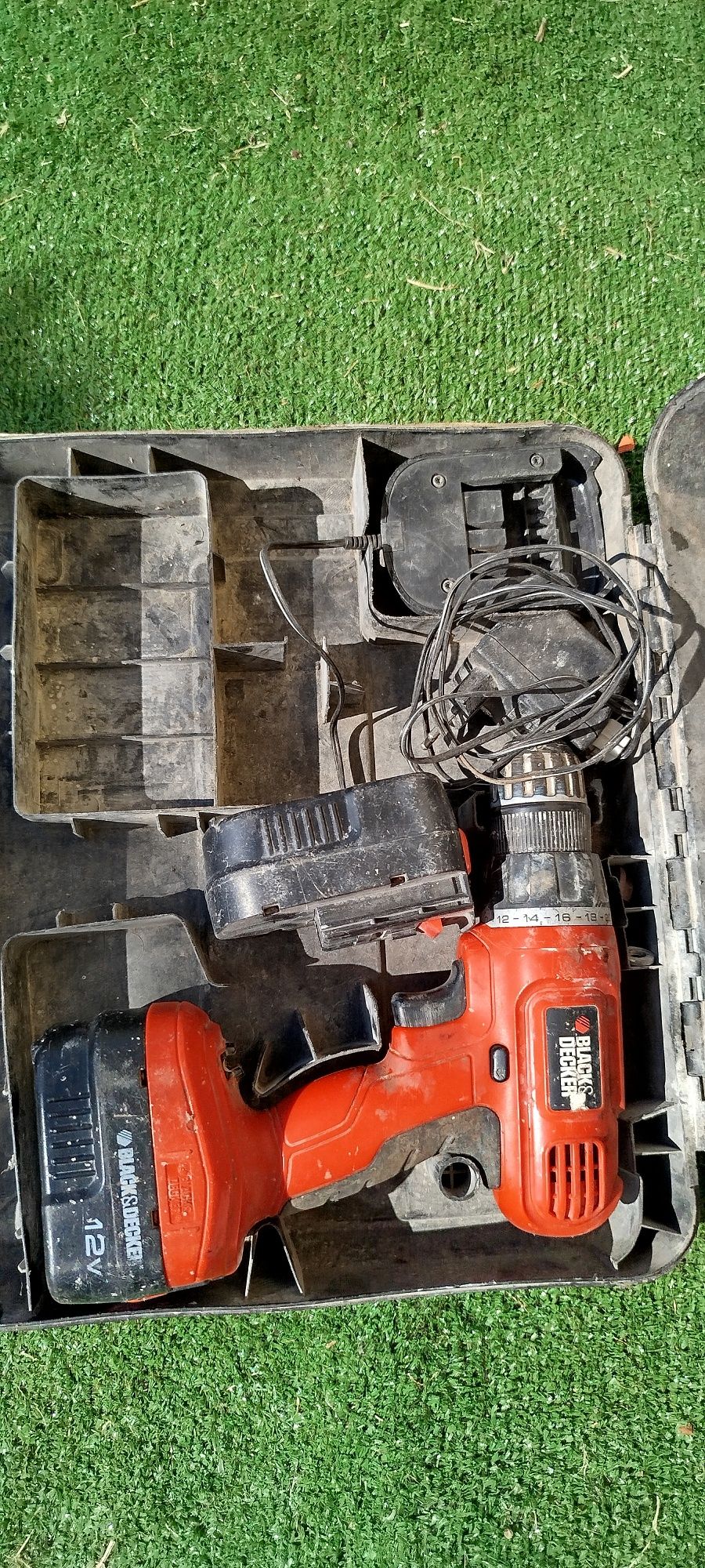 Berbequim/Aparafusadora Black & Decker