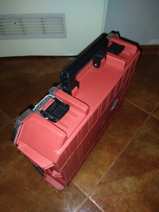 Walizka Milwaukee organizer z pojemnikami narzędzia nowa.