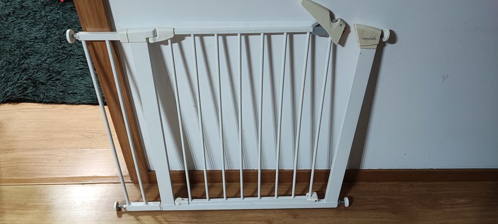 Vendo grades de segurança para escadas