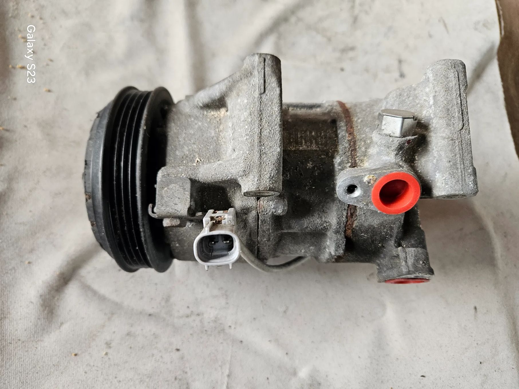 Sprężarka kompresor klimatyzacji Toyota Verso S 1,33 benzyna 447260-4201 5TSE10C Denso
