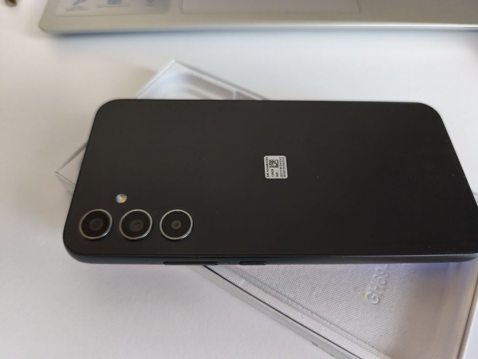 Samsung A34 5G bardzo ładny