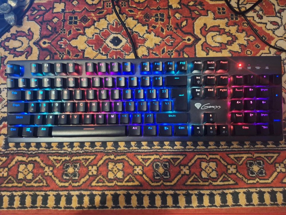 Kawiatura Genesis THOR 300 rgb PODKŁADKA GRATIS!