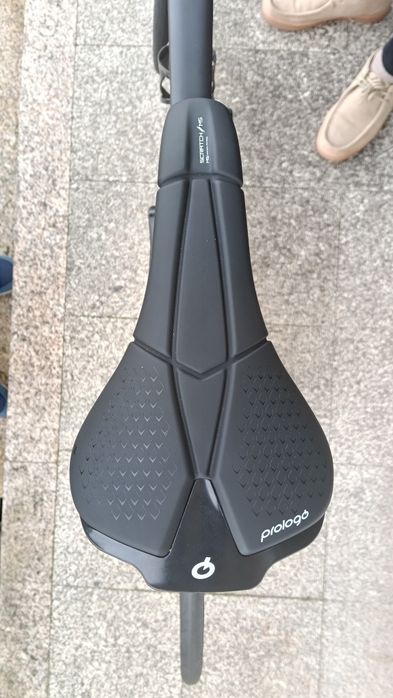 Colnago V4RS Emirates