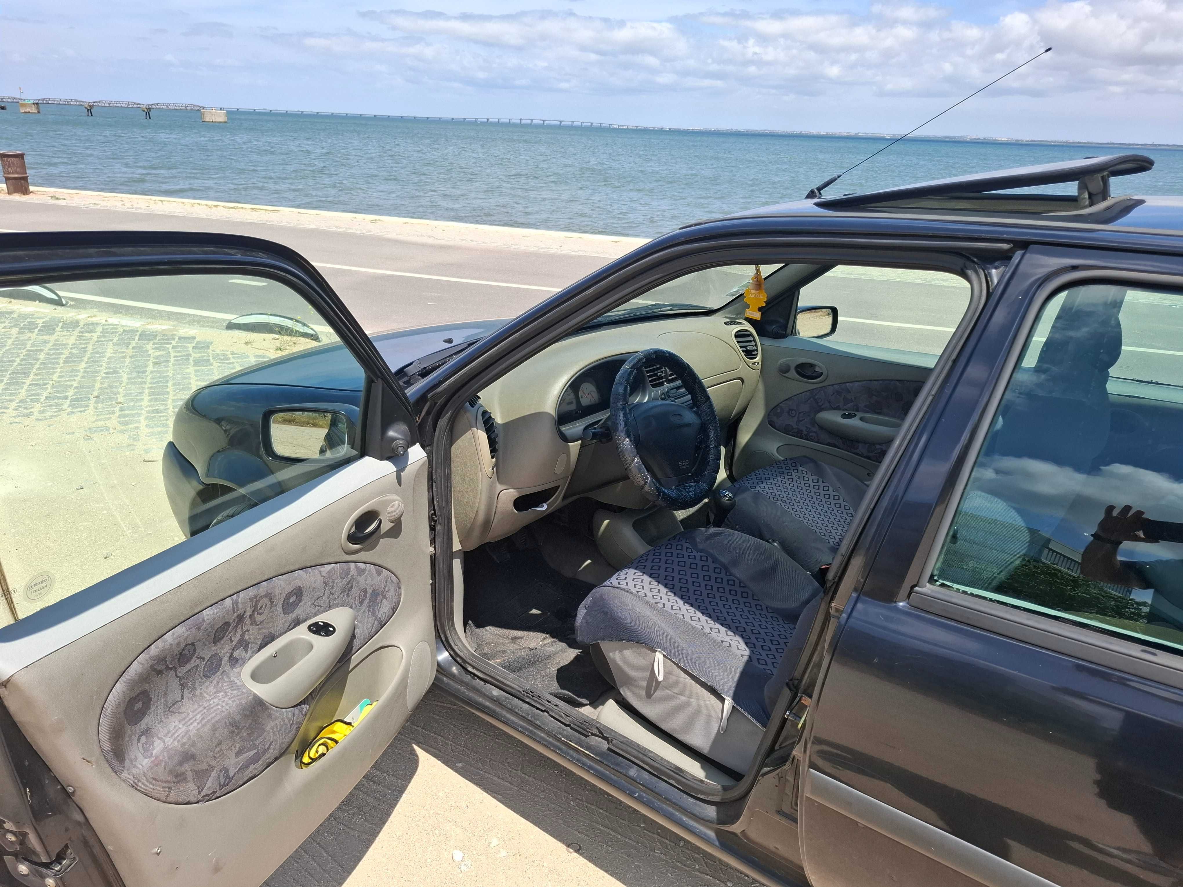 Ford Fiesta techno 1.2  de 96