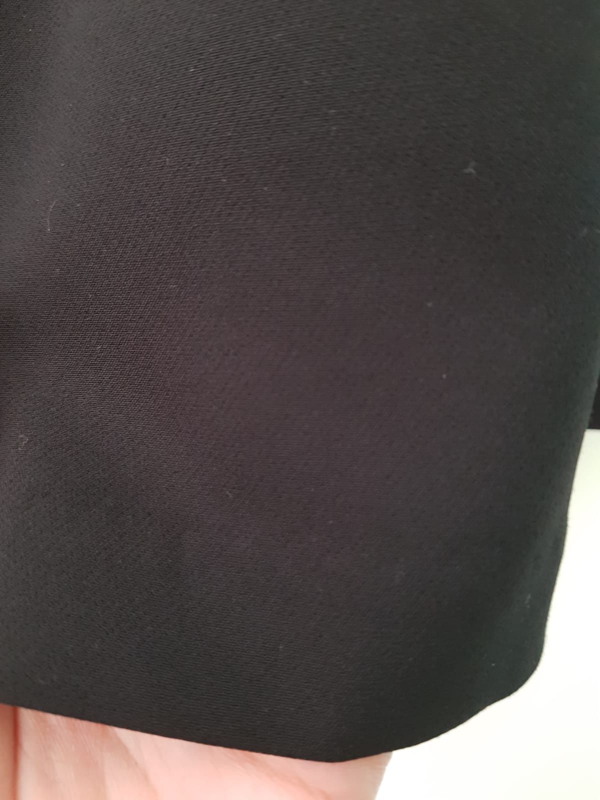 Czarna, elegancka spódnica z Reserved r. 36