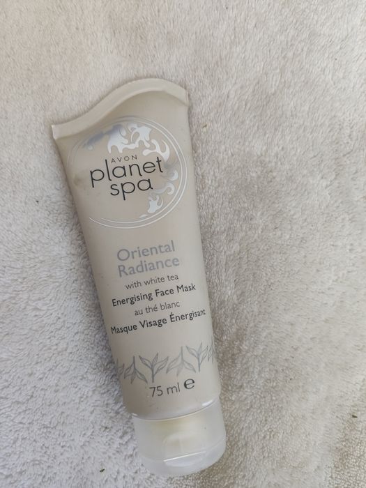 Avon SPA energetyzująca maseczka z białą herbatą