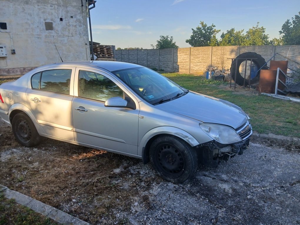 Opel astra h 2008r 1.3 turbo