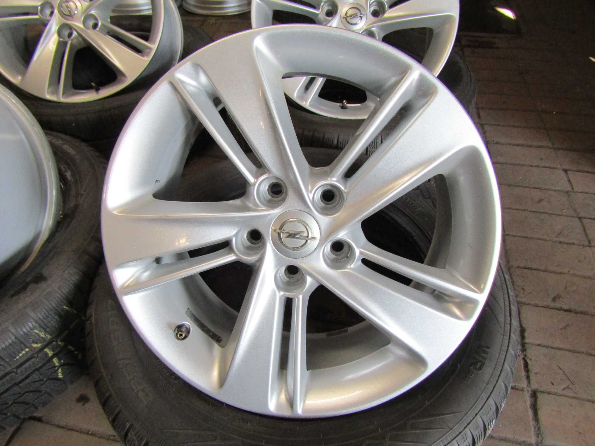 Felgi Aluminiowe 17 5X115 OPEL ET 45 7.5J TPMS