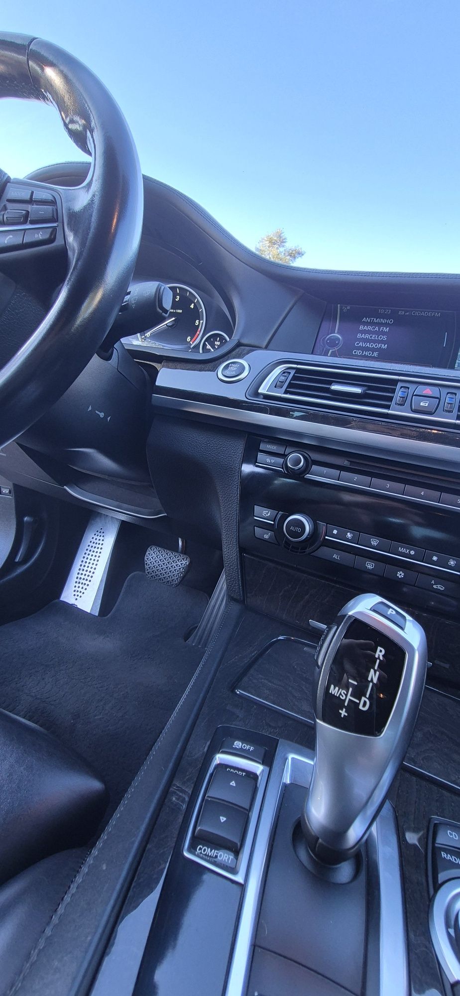 BMW 740 D PACK M ( IMPECAVEL )