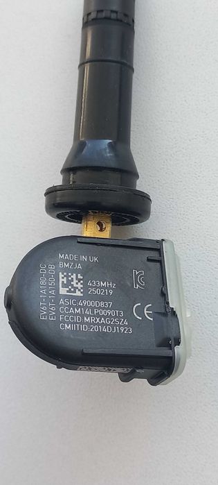 czujnik koła opon Ford C-max Focus Mondeo Kuga Puma Transit 2025r 4szt