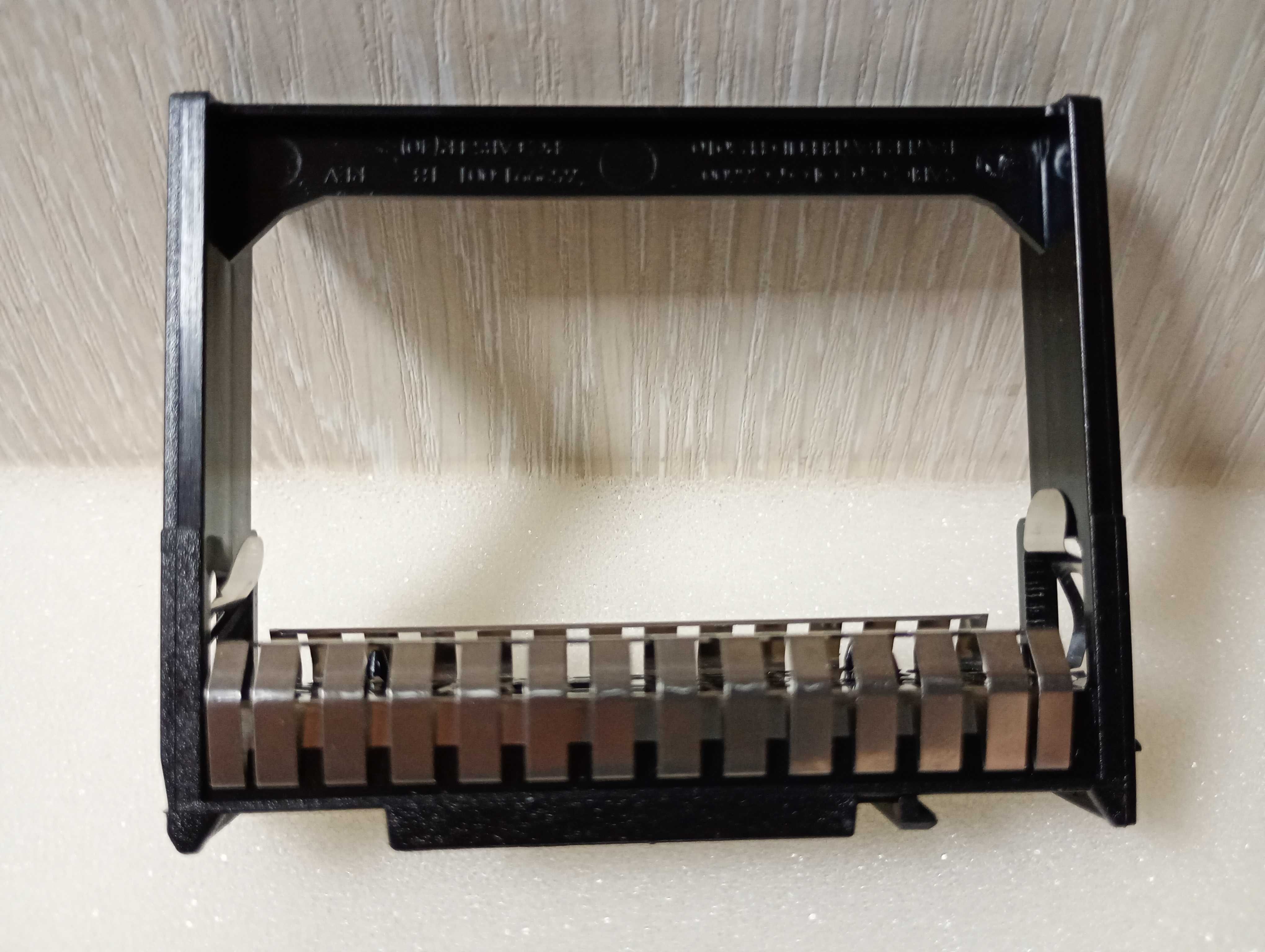 Заглушка HDD 2.5' для серверів (652991-001)