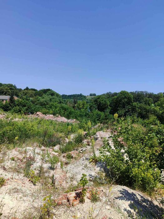 (3) Продам приміщення с.Вендичани Могилів-Подільський р-н 0925