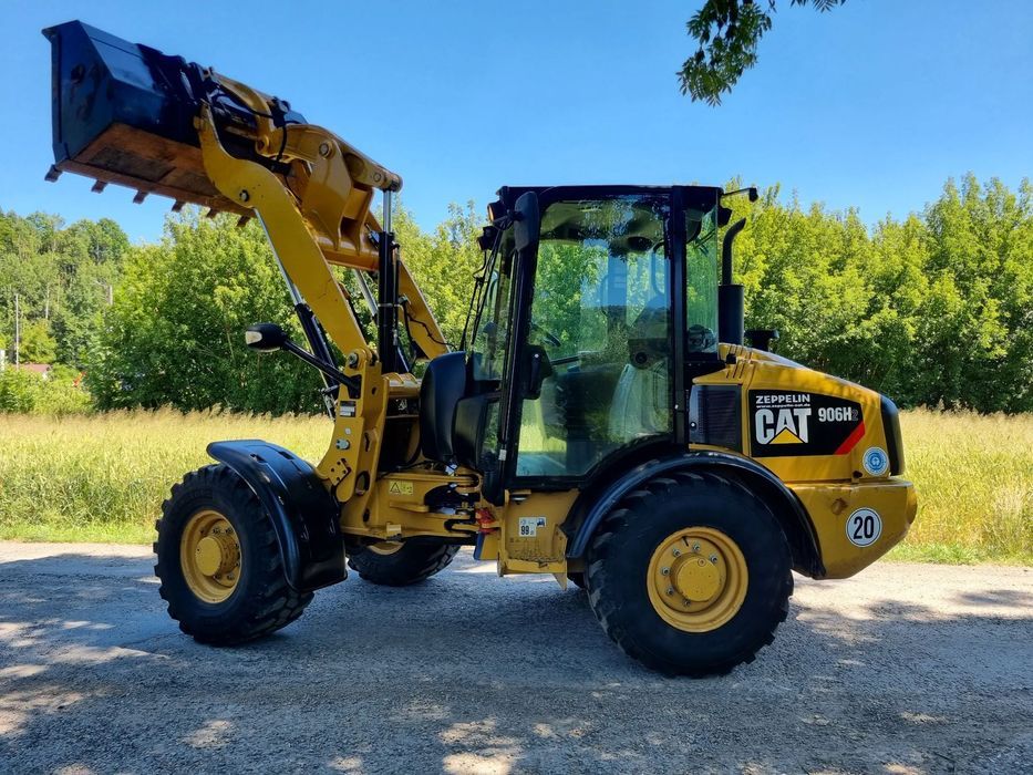 Caterpillar 906H2 Ładowarka Kołowa czołowa jak nowa z Norwegii 5,6t  2016r Serwisowana w Dekra  Zero Luzów i wycieków Maszyna jak Nowa z Urzędu komunalnego REWERS