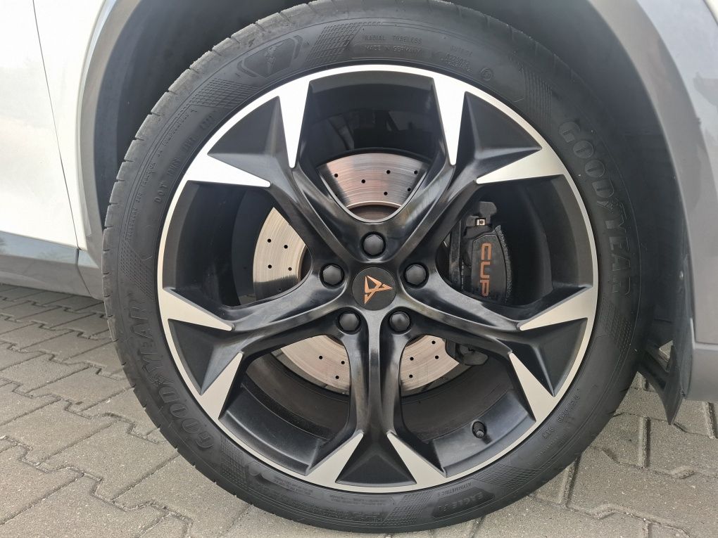 Cupra Formentor VZ, moc 400 km, nowe opony, hamulce, bezwypadk
