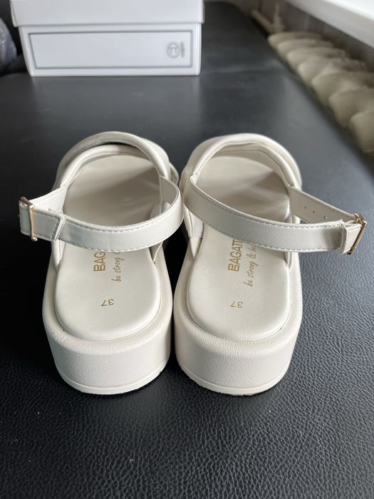 Жіночі сандалі Bagatt