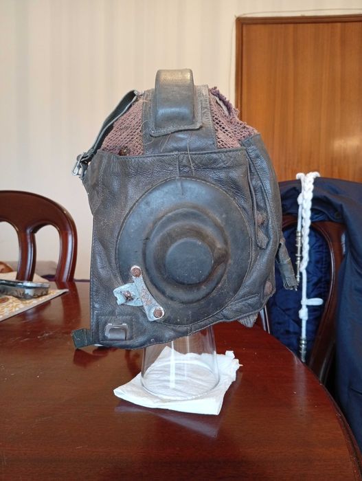 Capacete de piloto russo anos 70