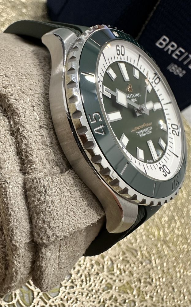 Breitling Superocean 44mm A17376A31L1S1 Zielony -Gwarancja- full set