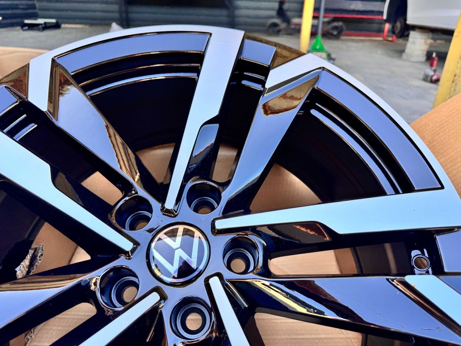 Нові титани R19 5x112 8j et42 Audi A4 A6 RS Skoda VW Tiguan Passat B8