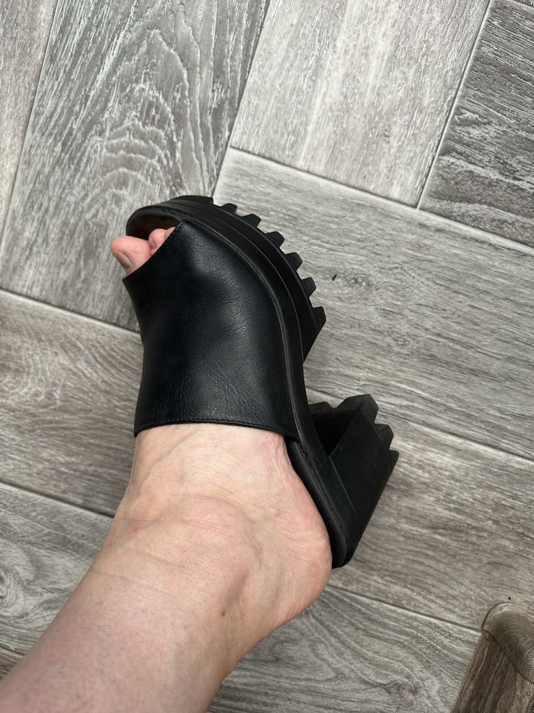 Сабо, шлепки shoe biz copenhagen