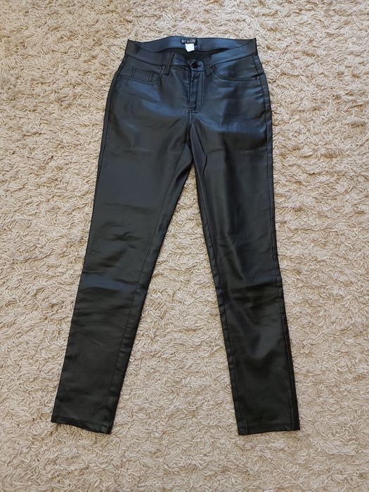 Жіночі шкіряні джинси