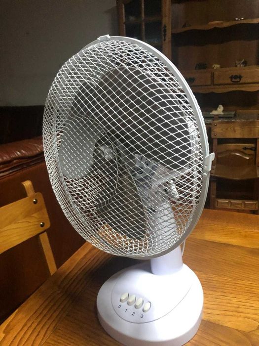 ventilador de mesa compacto