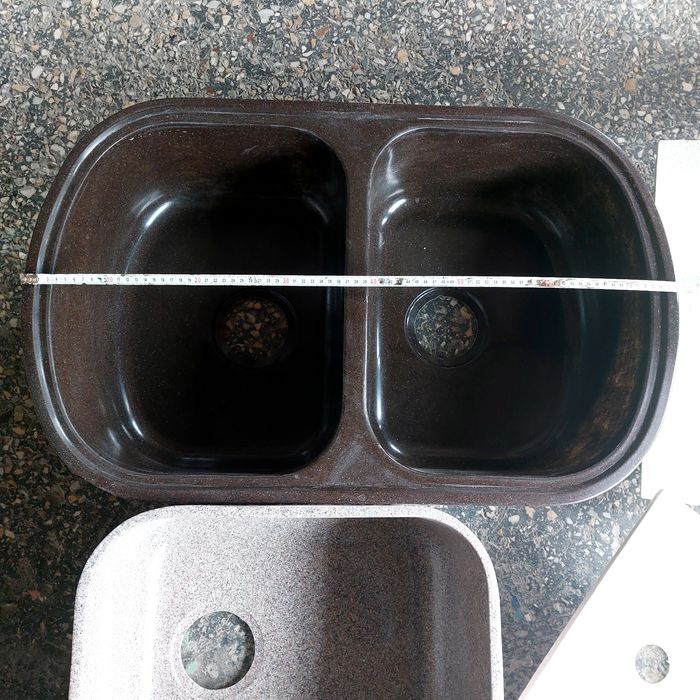 продам  умывальники композит под столешницу