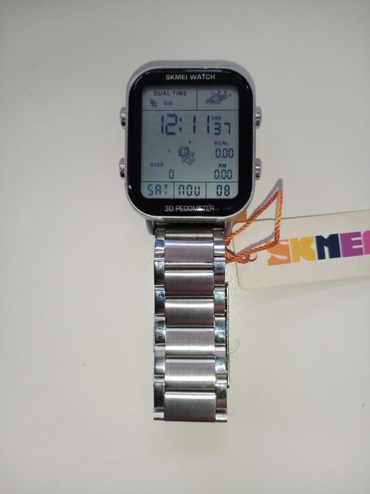 Продам наручний годинник