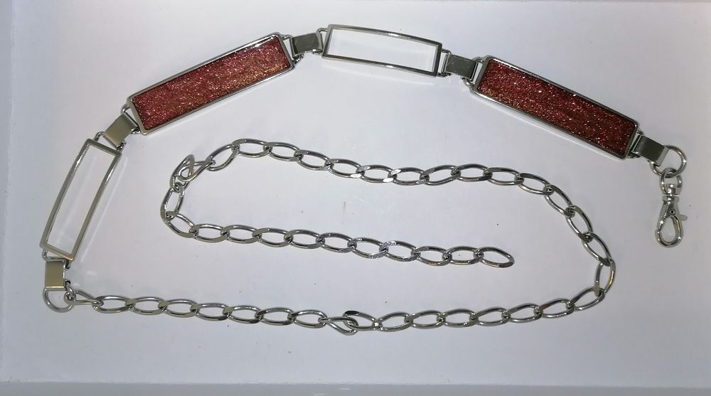 Cintos em bom estado