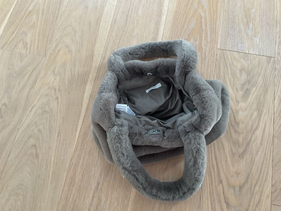 Torebka pluszowa h&m kolor ciemny szary