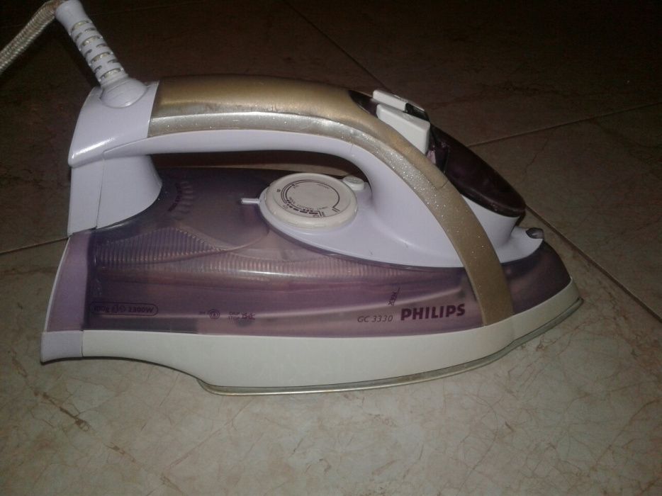 Праска Philips GC3330 на запчастини