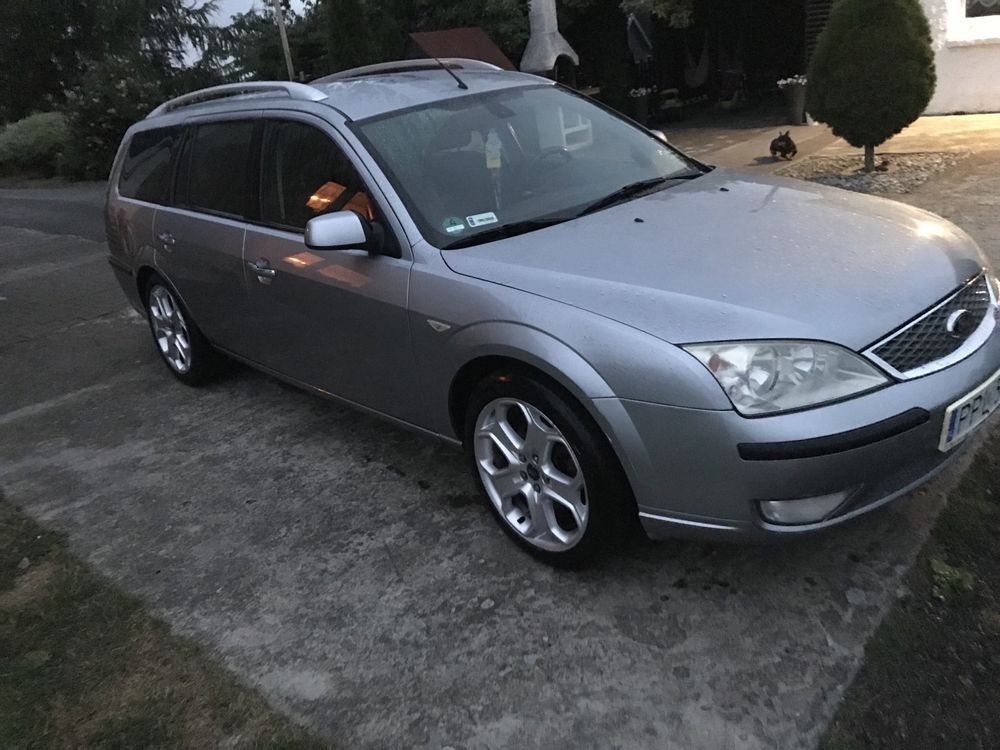 Ford Mondeo mk3 titanium 2,2 Tdci