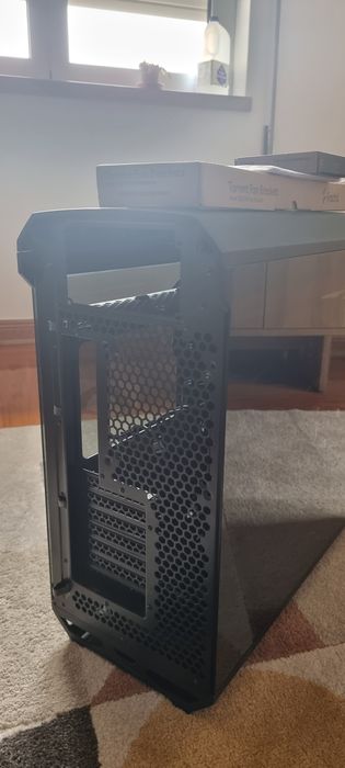 Caixa PC Fractal Design Torrent E-Atx