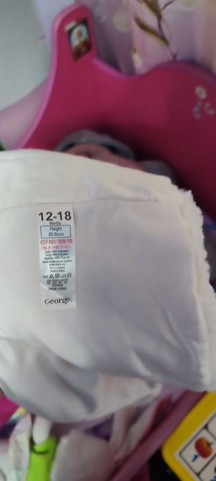 Шубка белоснежная на девочку 86р