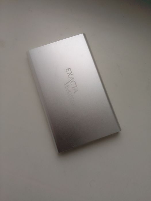 Павер банк сірий