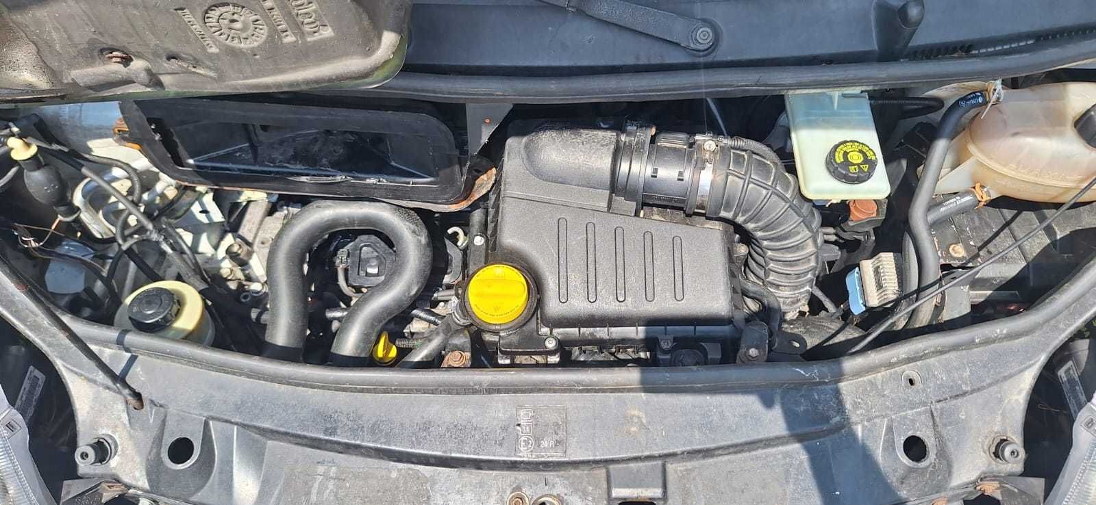 Renault Trafic / 6cio osobowy / zabudowa - brygadówka / 2.0 Diesel