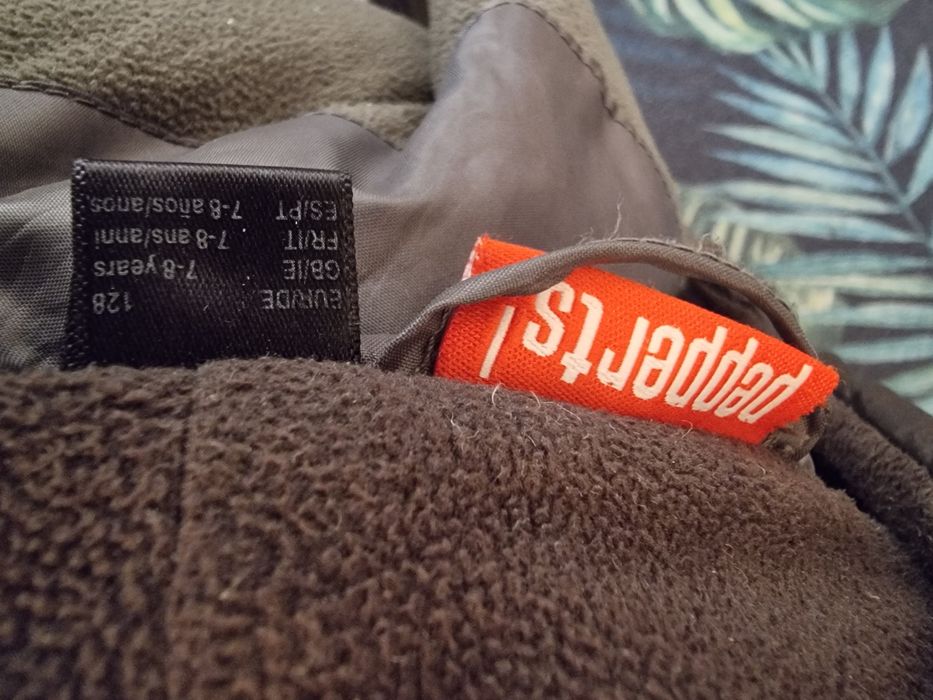 Kurtka dla dziecka 7-8 lat rozmiar 128 ciepła