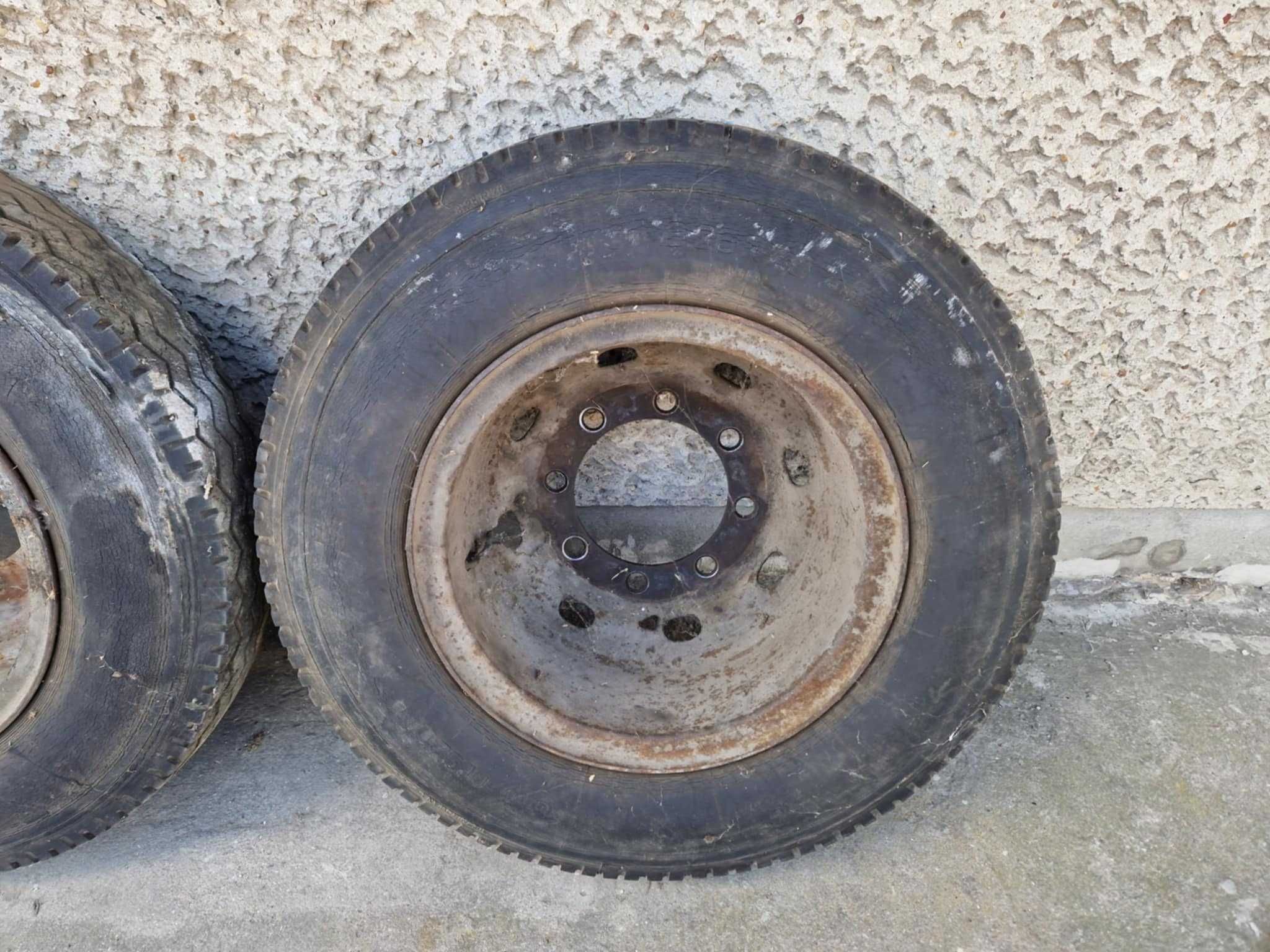 Opony z felgą od Stara 800/20 8.00R20 8.00 R20