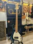 Gitara basowa Music Man Sting Ray 5