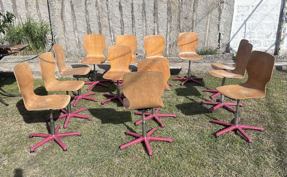 Lote com 13 cadeiras giratorias e regulavéis em altura