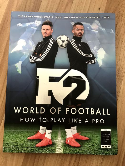 książka o piłce nożnej F2 NOWA !!!