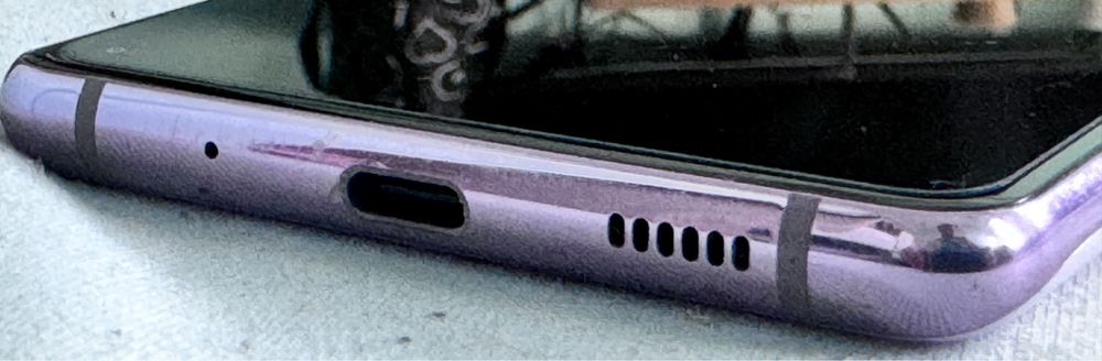 Samsung Galaxy S20FE 5G 128GB lawendowy. Stan bdb, etui, pudełko