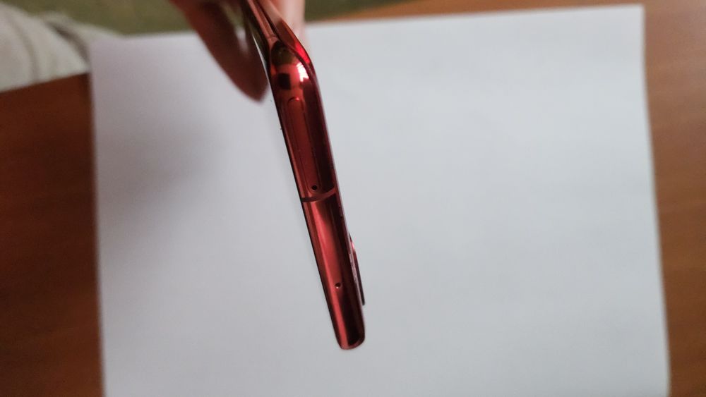 Продам Samsung Galaxy S20+ 128GB Red (SM-G985FZRDSEK)