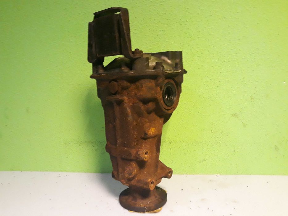 Dyferencjał Dyfer Tył MITSUBISHI OUTLANDER 2.0 16V 2003r