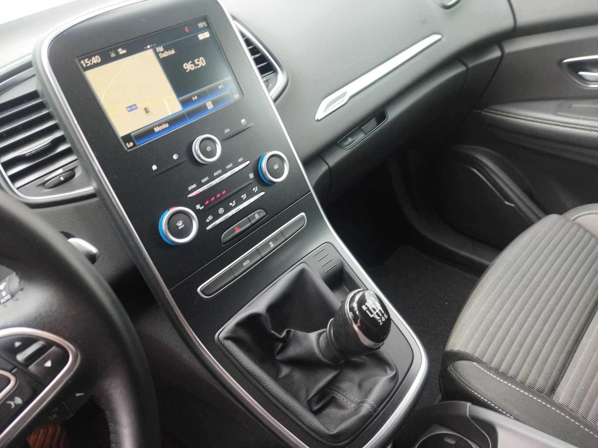 Renault Grand -Scenic 2018 1.6 Diesel  7 - Meст